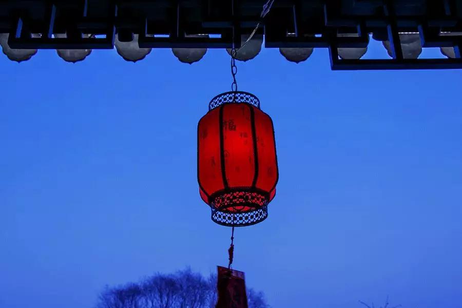南北特祝全市人民中秋闔家幸福，團(tuán)圓美滿！